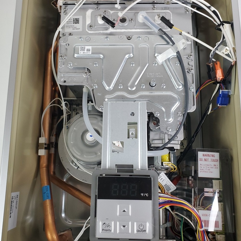 Rinnai RE160IP Internal Tankless Water Heater 160k Btu 6.6 gpm max PROPANE