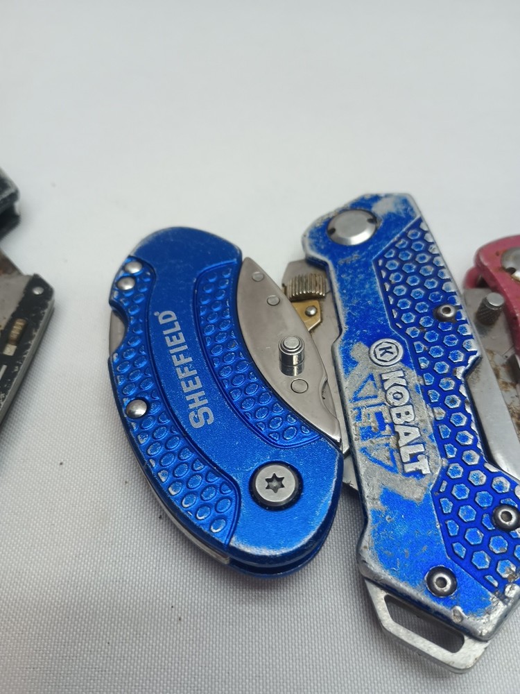 6 FOLDING UTILITY KNIVES ASSORTED GOOD SHAPE ALL WORK