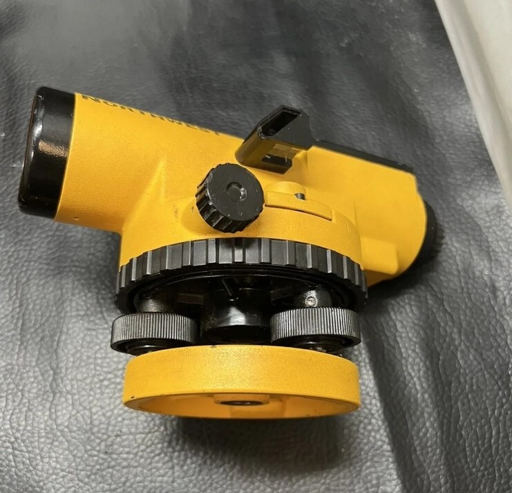 Northwest NAL-26 Automatic Level With Case