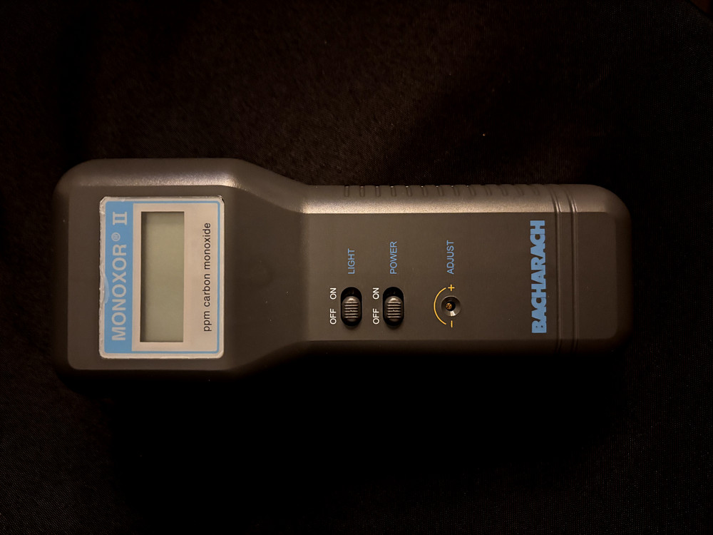 BACHARACH 19-7047 MONOXOR II ELECTRONIC GAS ANALYZER