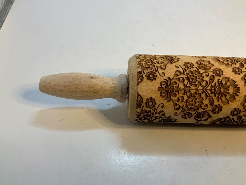 Embossed Wooden Rolling Pin With Patterns, small Engraved rolling pin USED