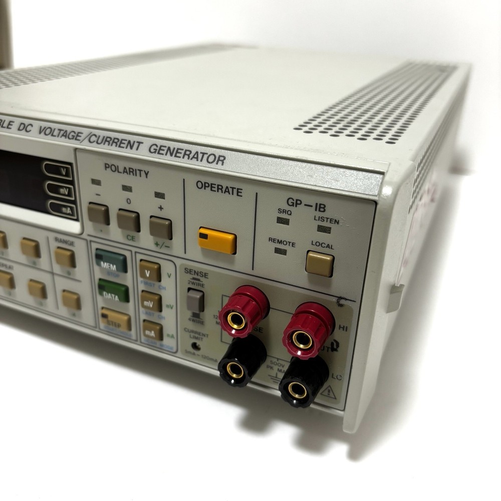ADVANTEST R6142 Programmable DC Voltage Current Generator USED