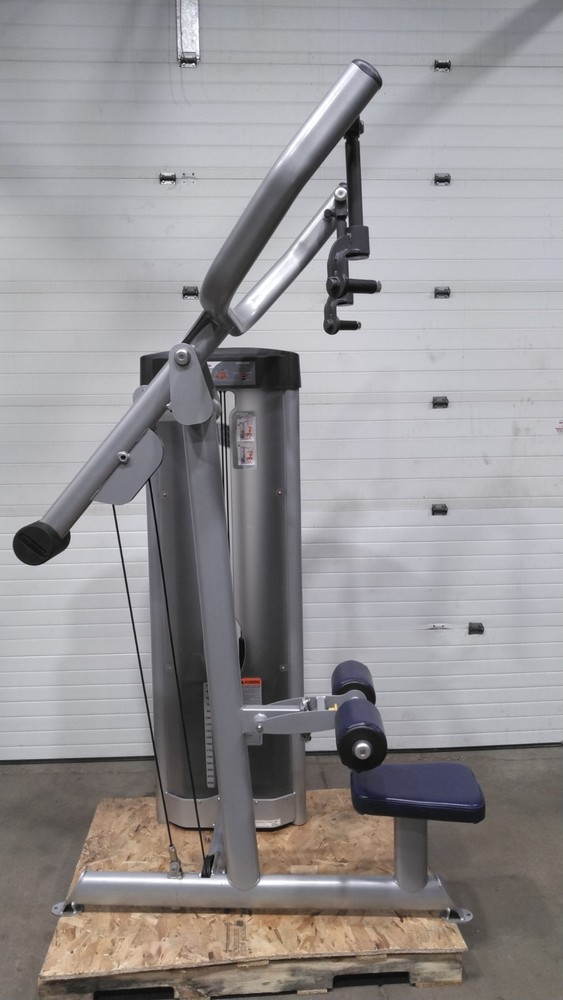 Lat Pulldown Paramount   Model:  SP-6100