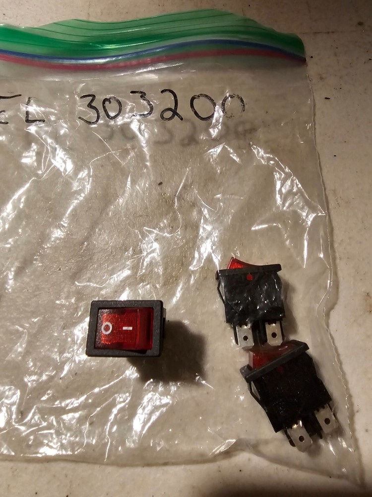 SWITCH TWO-POLE RED 16A 250V