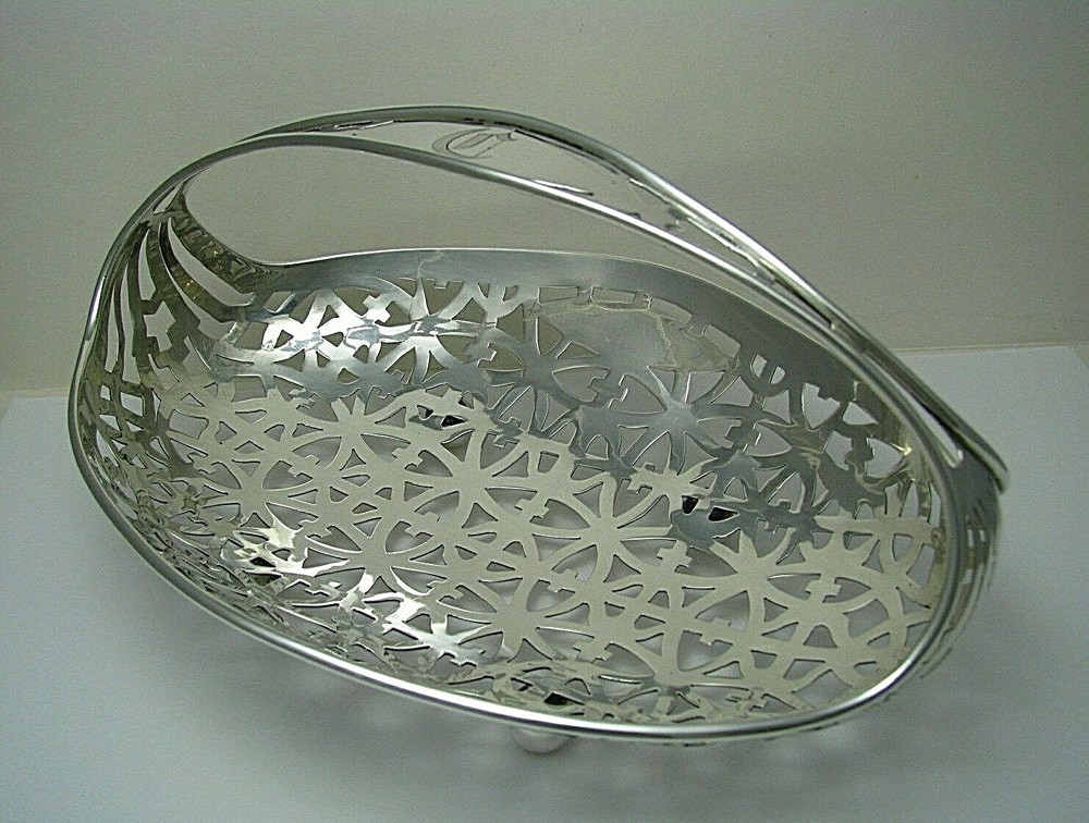 GORHAM STERLING SILVER BASKET CANDY DISH BOWL w/ HANDLE by Gorham c1909 Mono "C"