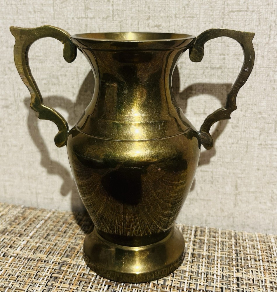 VINTAGE HAND MADE SOLID  BRASS ORNATE DOUBLE HANDLE PITCHER VASE 4”