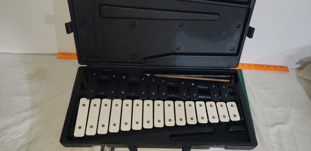 Preowned  Xylophone Instrument