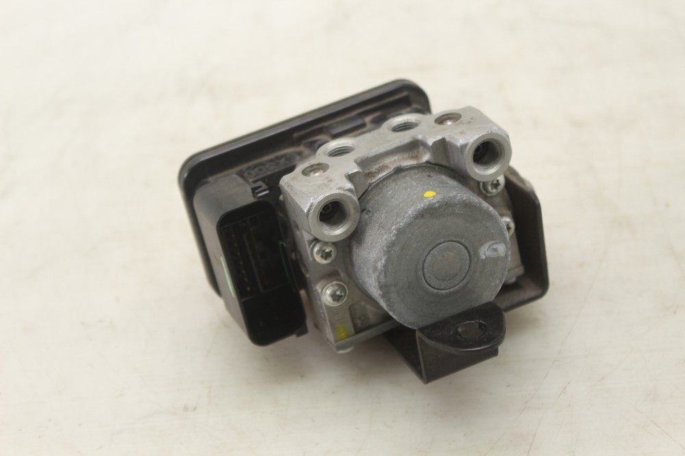 13-17 Kawasaki Ninja 300 Abs Pump Unit Module 16082-0715