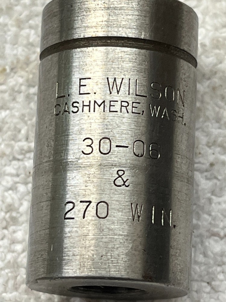 L. E. Wilson Trimmer Micrometer Adjustment Case Trimmer & 5x Shell Holders