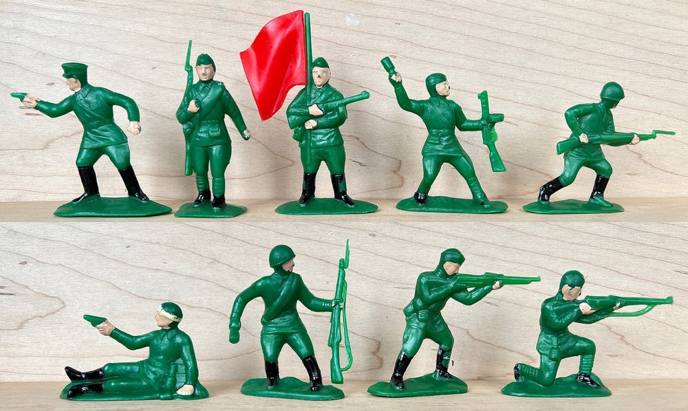 Soviet Era - WWII Russian Infantry 60mm painted plastic