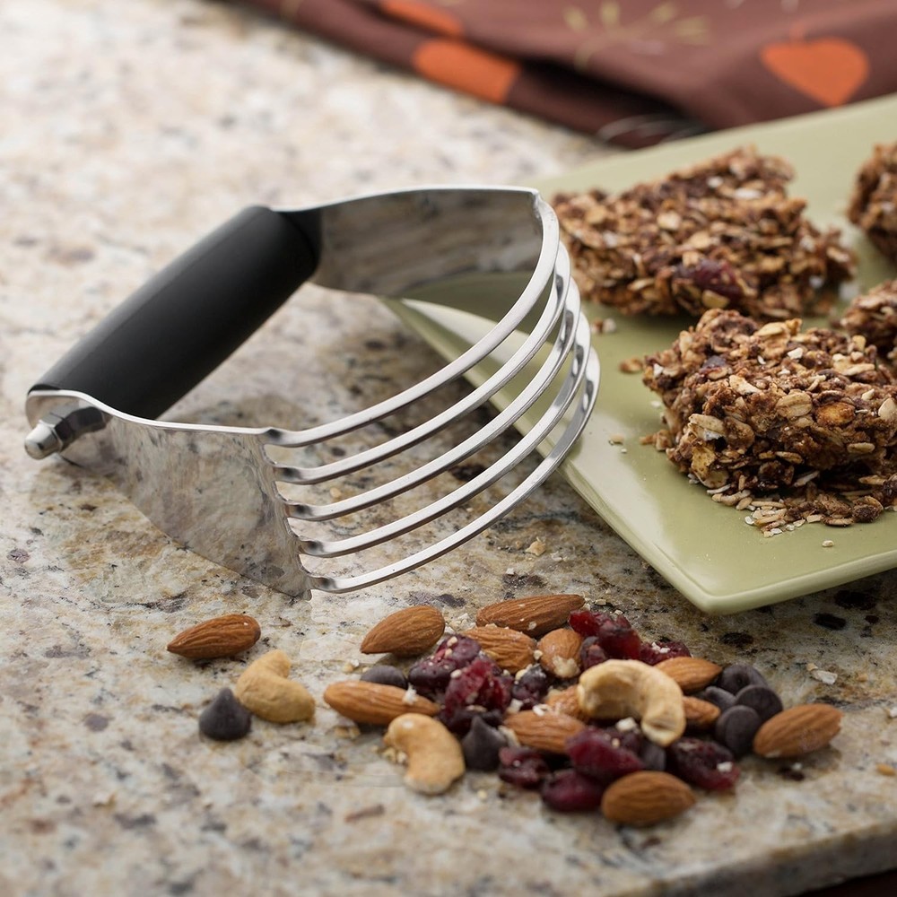 Rust-Resistant Medium Dough Blender - Effortlessly Blend Cold Butter for Baking
