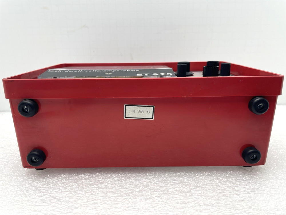 NICE MAC TOOLS ET925 AUTO ENGINE ANALYZER TACH DWELL VOLTS AMPS OHMS LEADS