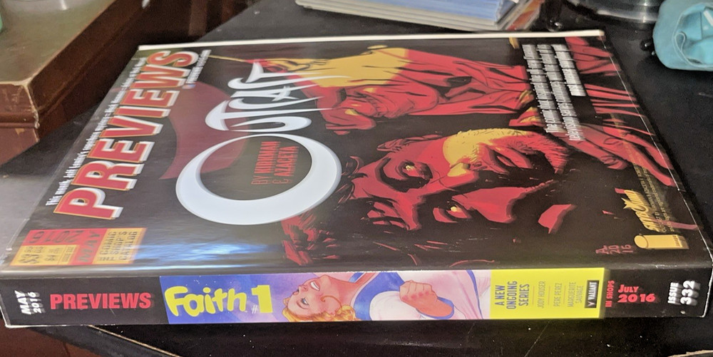 PREVEIWA COMIC CATALOG MAY 2016 ISSUE 332