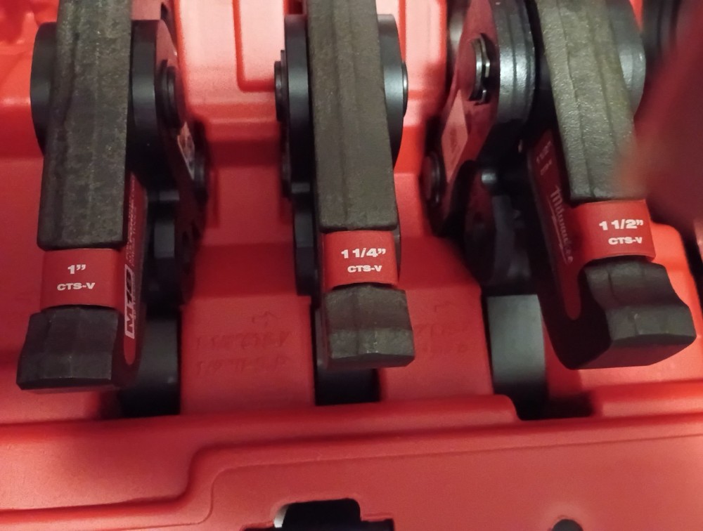 milwaukee 2922-22 m18 force logic press tool