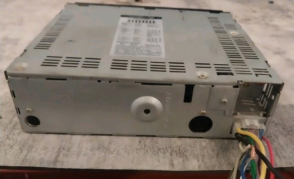 Alpine CDM-7854 Radio CD Player