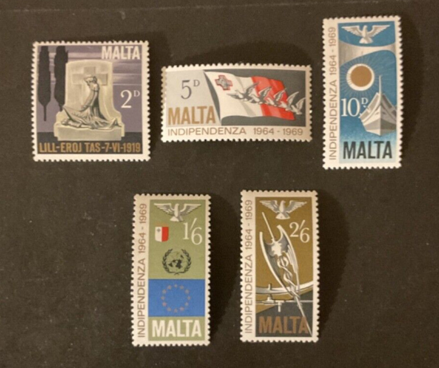 Malta Scott #404-8 never hinged