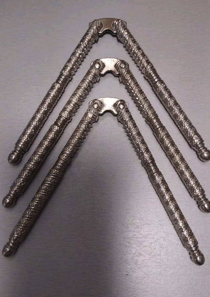 Seafood & Nut Cracker Set - 6 Long Scoops/Picks & 3 Shellfish Nut Crackers