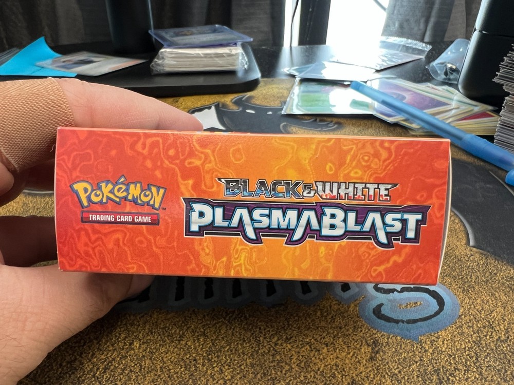 Pokemon BW Plasma Blast Organized Play Prerelease Deck Box