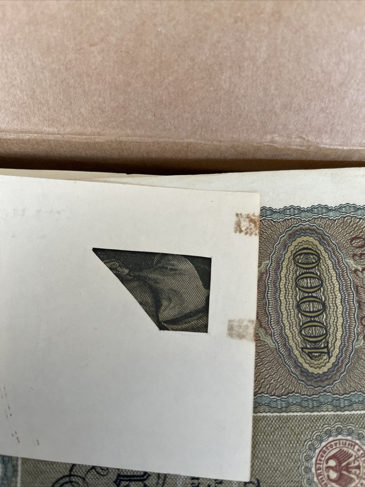 1922 10,000 MARK GERMANY 2 NOTES LARGE CIR./SMALL UNC. GERMAN VAMPIRE NOTES