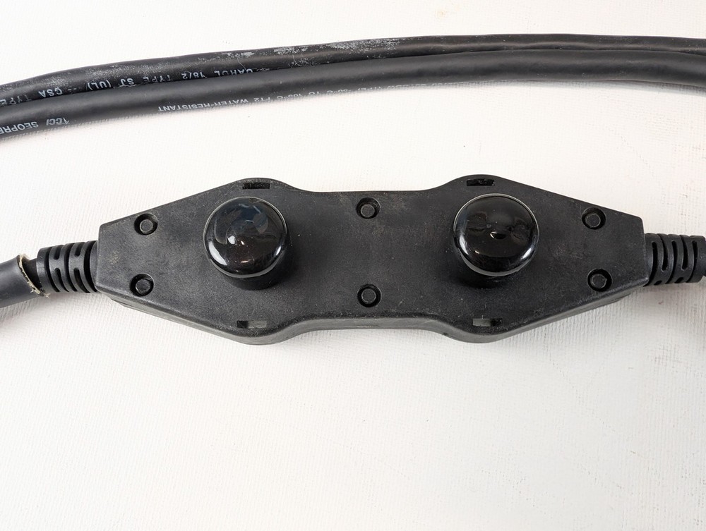 SureFire HellFighter UH-01D Light Cable Kit with Hand Grip Switch