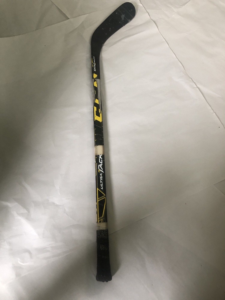 MINI   CCM ULTRA  TRACKS. HOCKEY STICK
