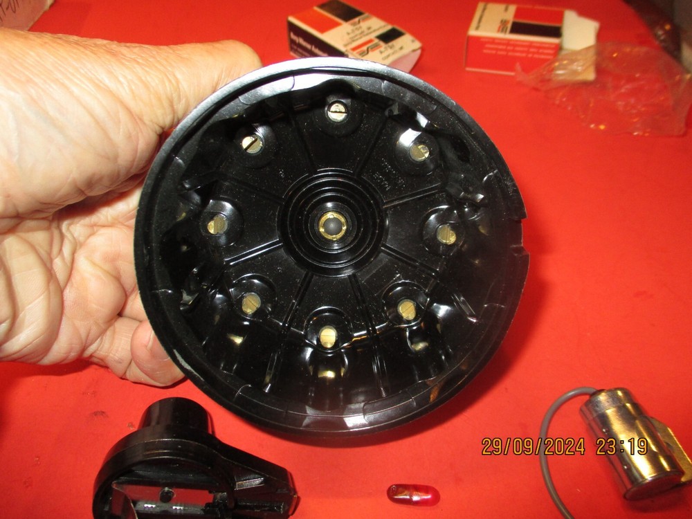 BUICK 1953-1956 V8 -DISTRIBUTOR CAP & ROTOR-POINT-COND.