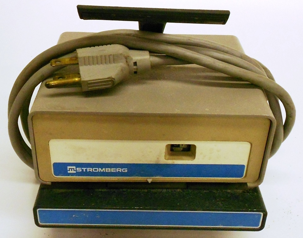 STROMBERG TIME RECORDER 225-3L