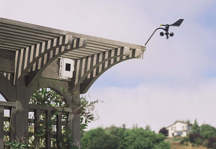 Davis Vantage Pro2/Vue Solar Powered Wireless Anemometer/Sensor Transmitter Kit