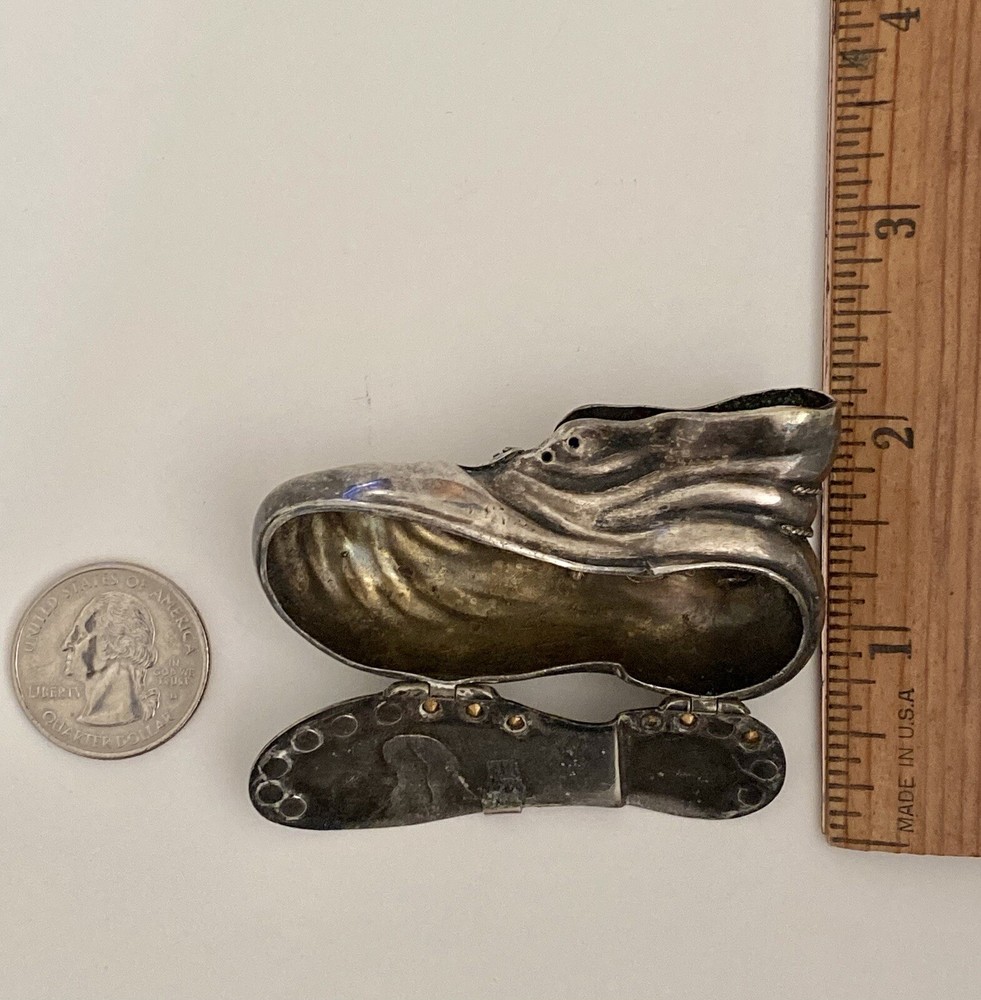 Antique SILVER TRINKET BOX - Worn SHOE / Hidden Compartment (5I11)