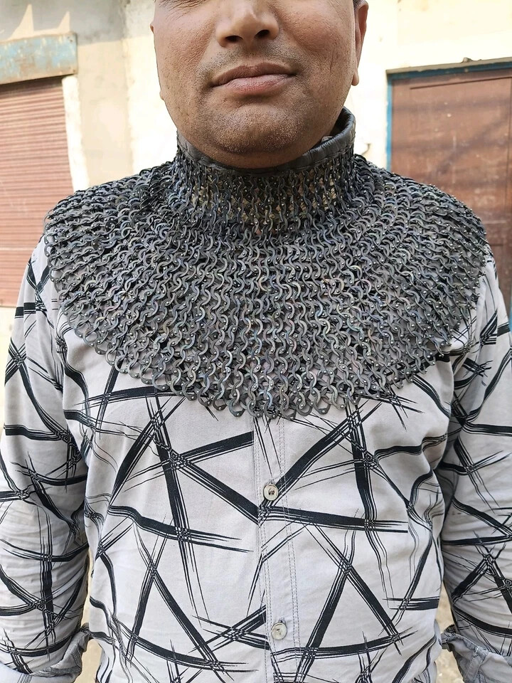 Riveted Chainmail Collar Neck Protection Titanium 9 Mm Flat Collar SCA LARP Hall