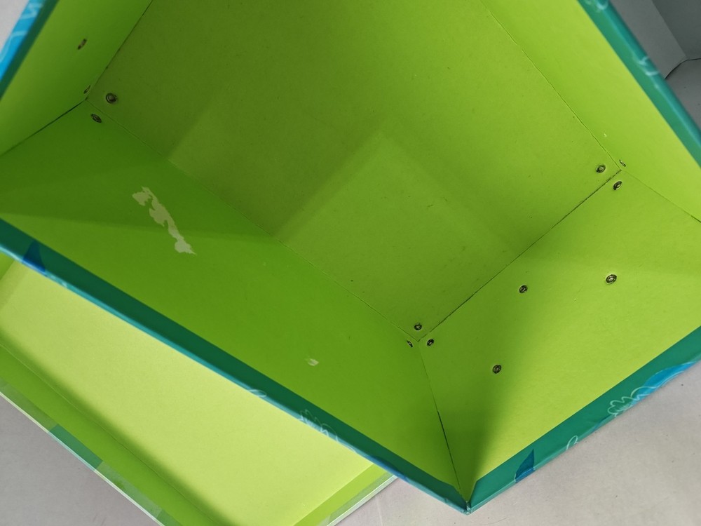Tinker Bell Lot- Glow In Dark Clock And Storage Box