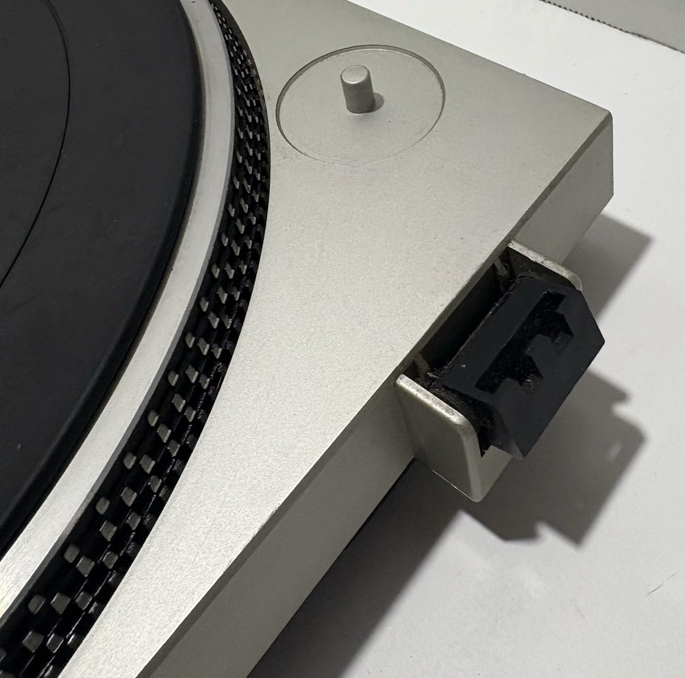 Technics SL-D20 Direct Drive Automatic Turntable System, Not Tested