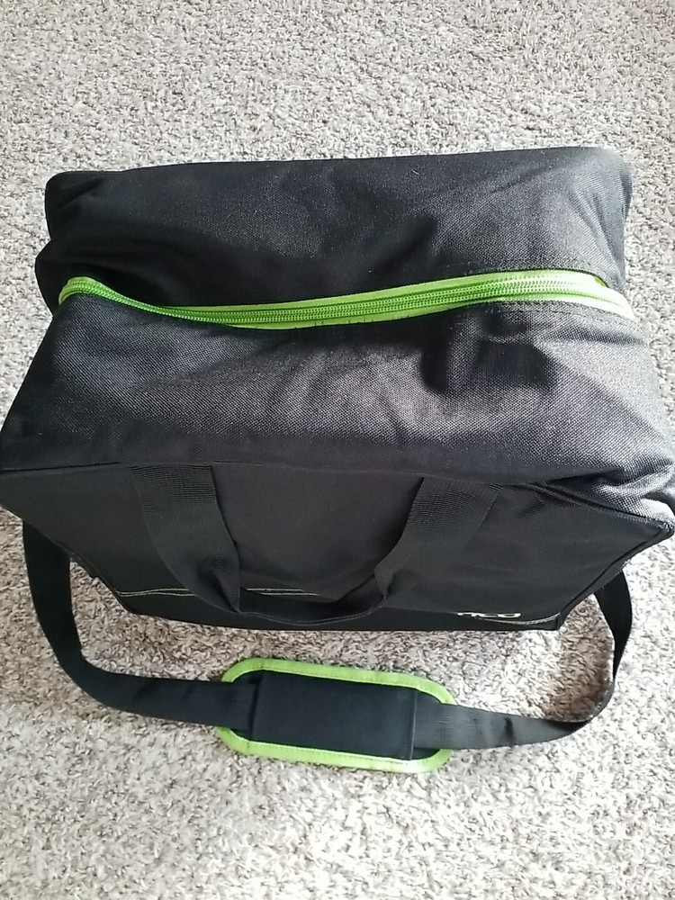 Athletico Ski Boot Bag Black Athletic Bag Padded EUC. OC