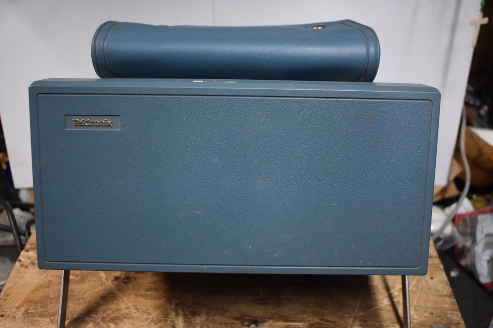 TEKTRONIX 2246 OSCILLOSCOPE