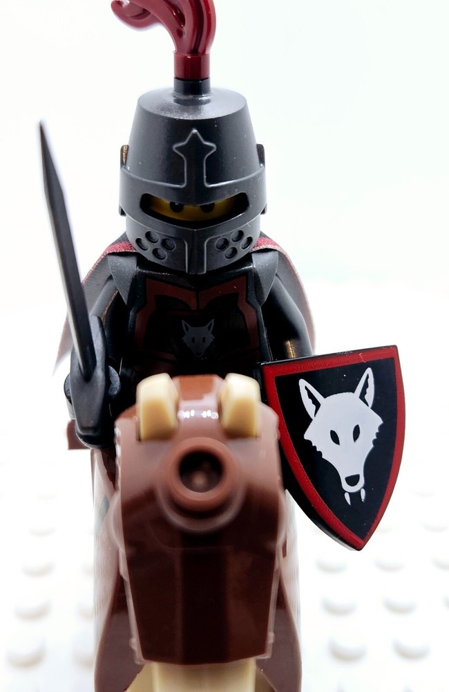 Custom Castle WOLFPACK Knight Commander (1 Figure + Horse & Barding)
