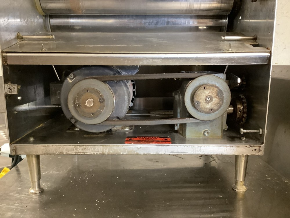 Dough Roller Sheeter Acme MRS11 115V 1phTESTED