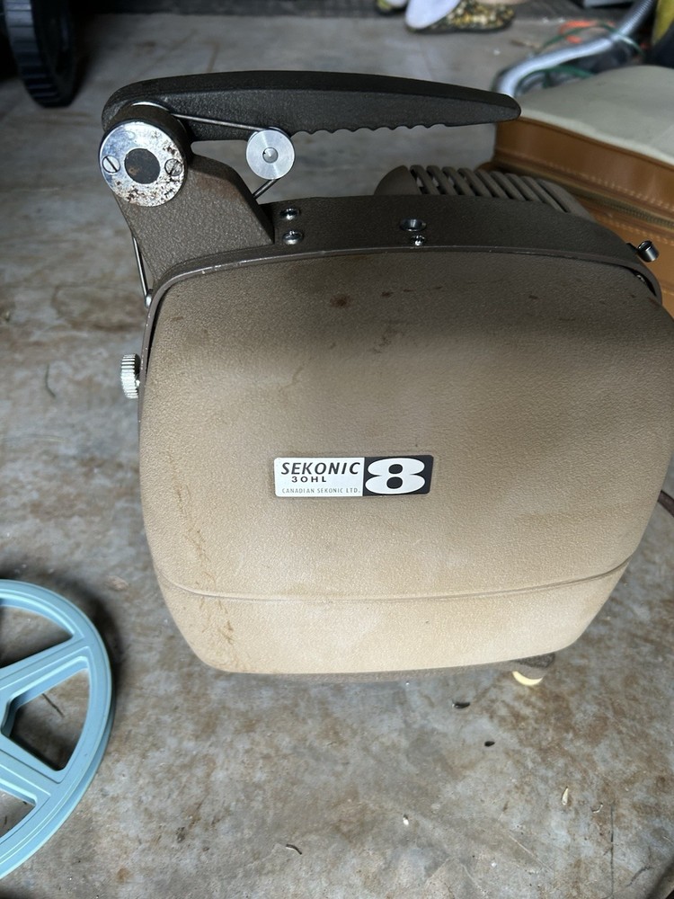 Vintage Sekonic 8 Model 30C Projector with Carrying Case