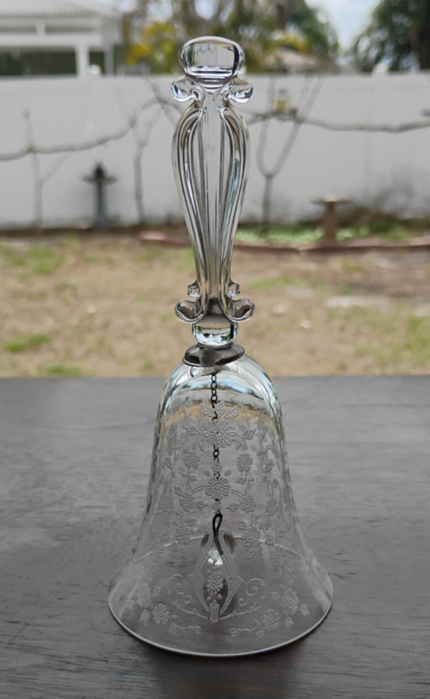 CAMBRIDGE DIANE ELEGANT ETCHED GLASS DINNER BELL