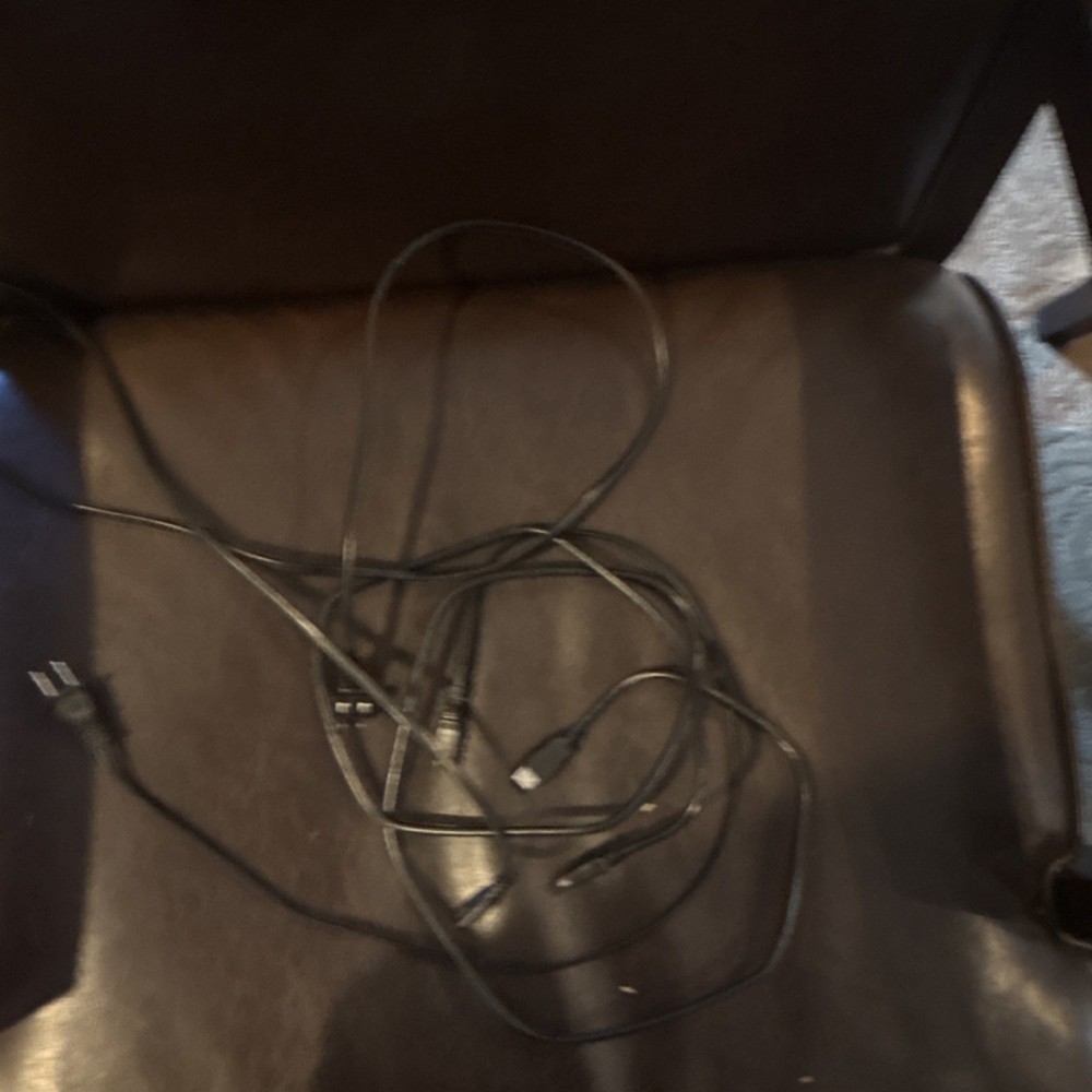 Xbox One S Console Bundle w/ Controller, Samsung TV, All Cables. Ready to play