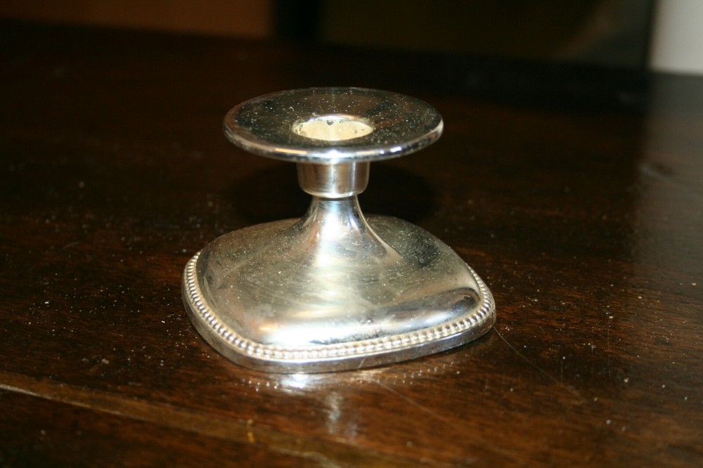 Vintage ~Silver Plated Candlestick ~2" Tall ~VGC (SC26)