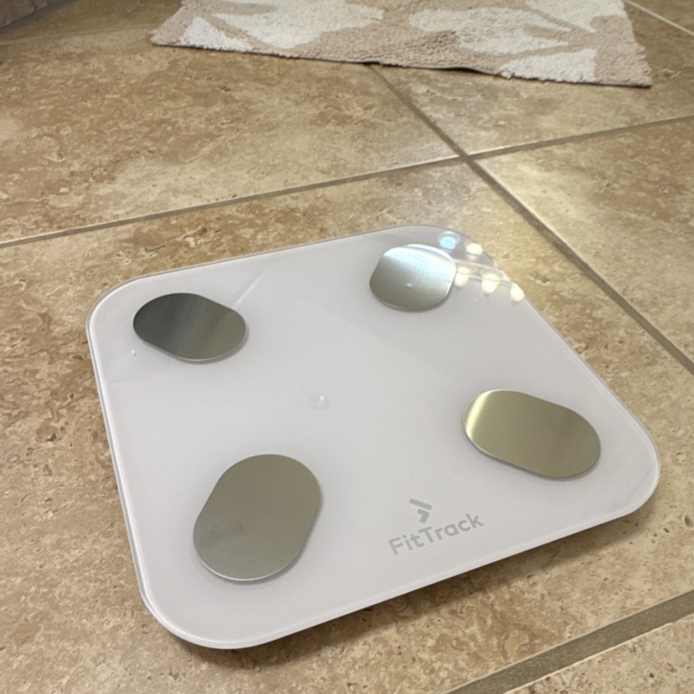 FitTrack Digital Display Scale White Glass Metal