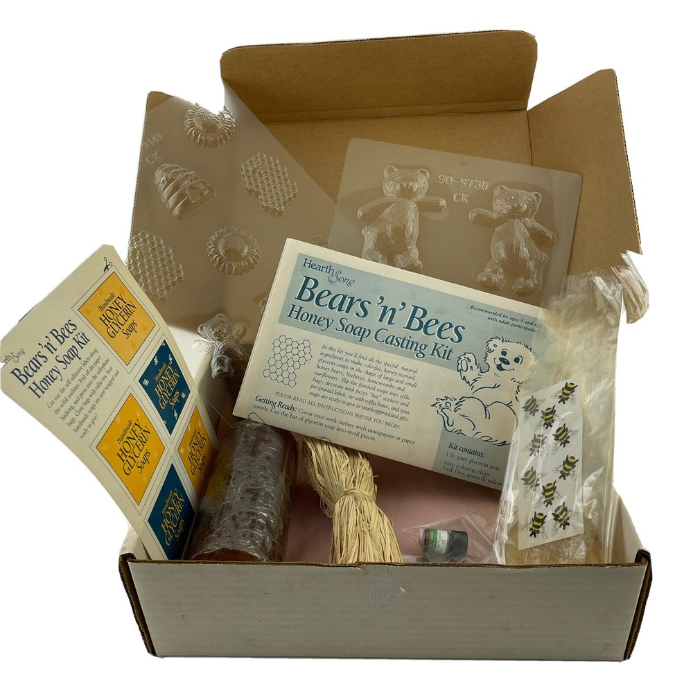 Hearth Song Bears n Bees Soap Making Casting Kit Model 2510 Bath Crafts