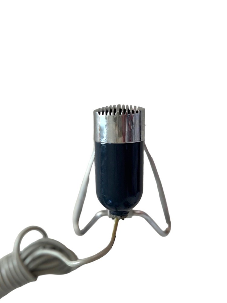 Vintage DYNAMIC MICROPHONE WM-2006H/20K On Stand