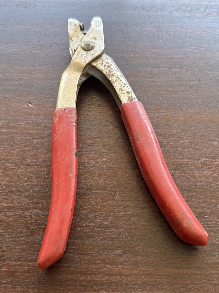 Malco SL5 9 in. Snap Lock Punch