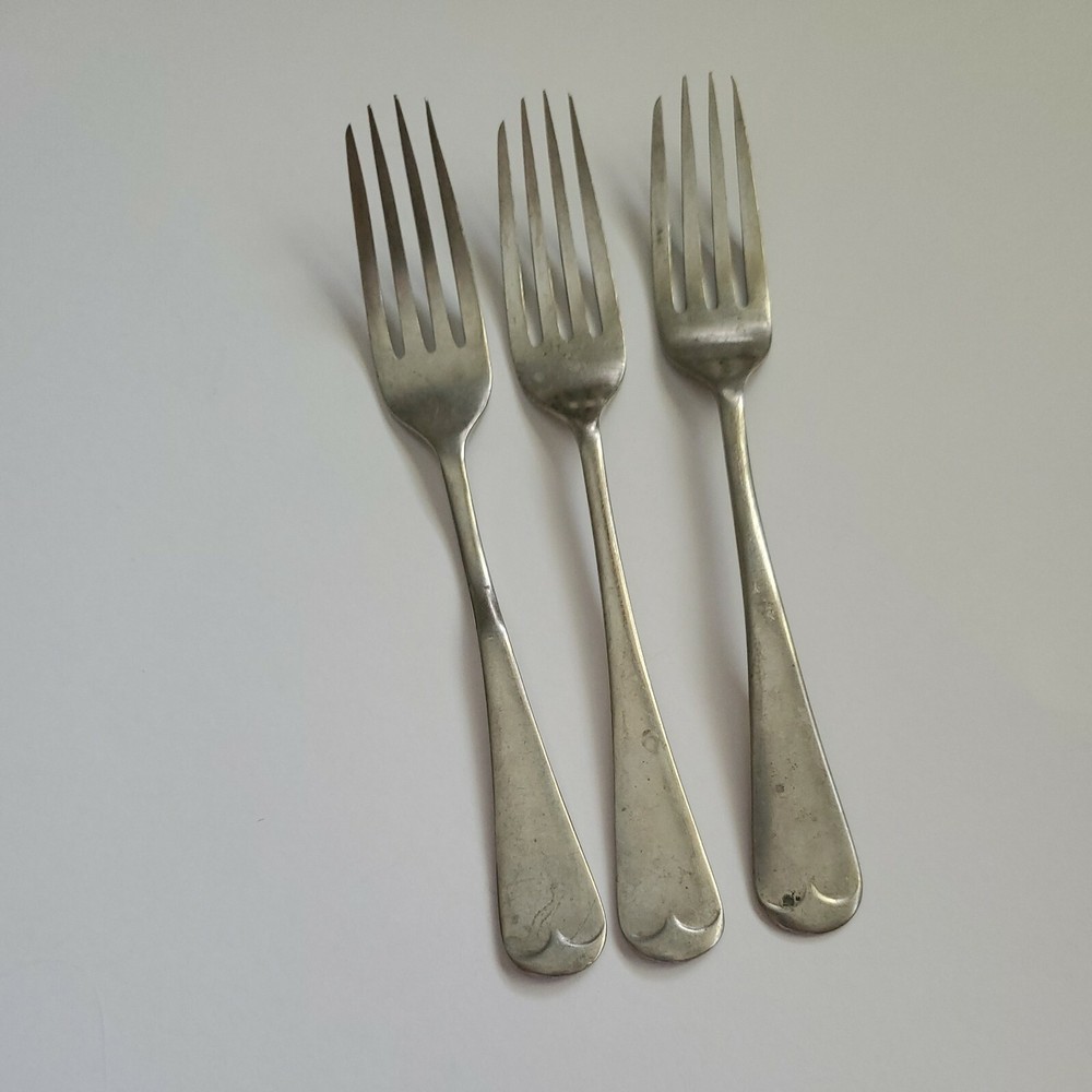 3 Dinner Forks Silverplate Flatware Maker??