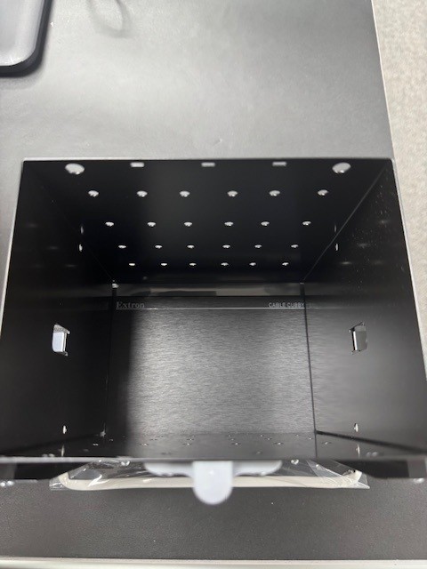 Extron Cable Cubby 700 BLK No AC