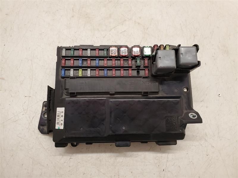 2007-2017 Lexus LS460 Engine Fuse Box Assembly OEM