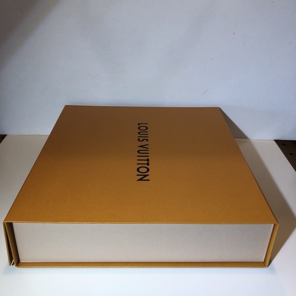 Authentic LOUIS VUITTON Empty Gift Storage Gift Box 14.75 x13.75 X 3.25