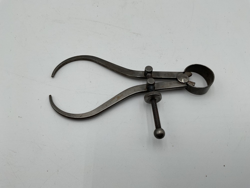 Vintage Union Tool Co 5” Long Outside Leg Caliper