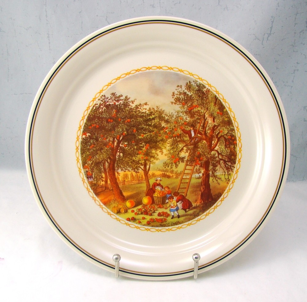 Corning Corner Stone CURRIER & IVES Dinner Plate "Apple Picking" EXCELLENT